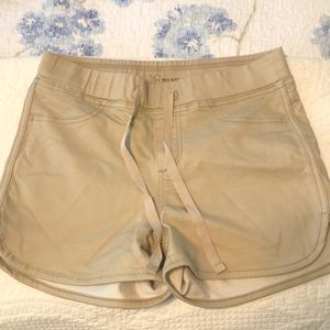 High rise jegging shorts